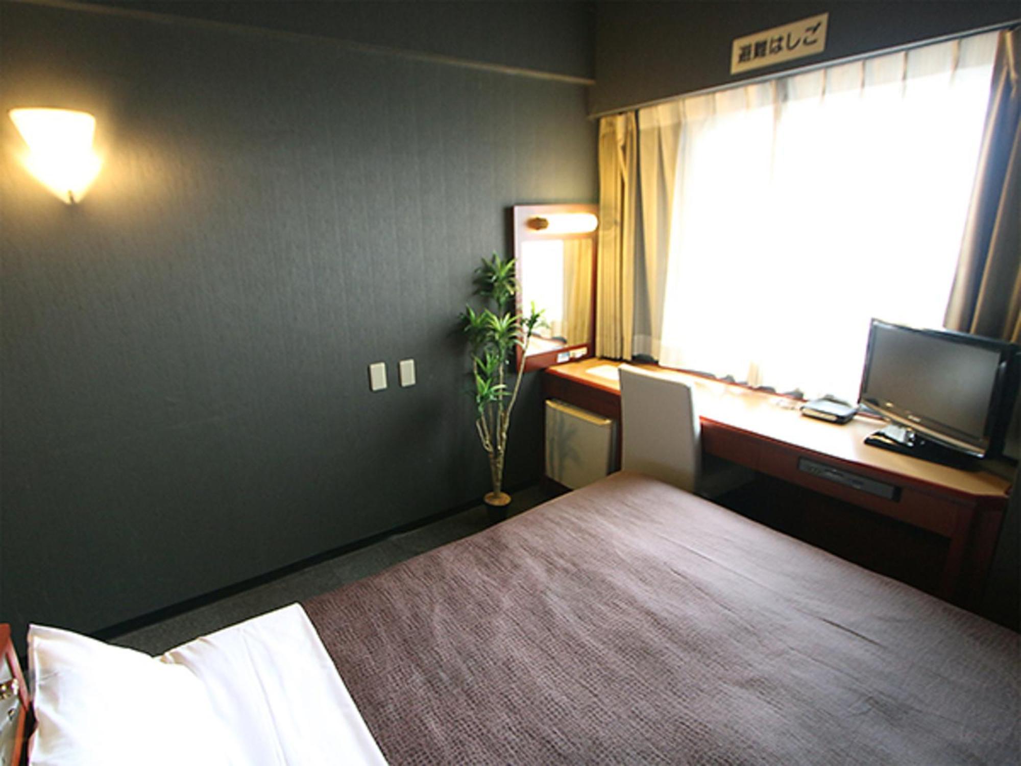 Hotel Livemax Budget Yokohama Tsurumi Exterior foto